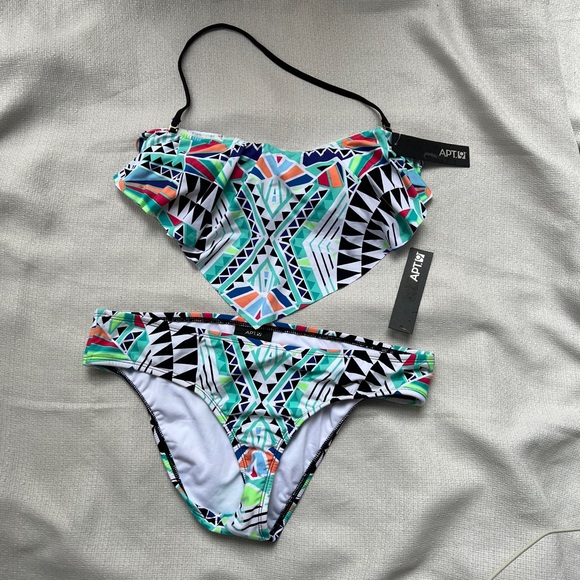 Geometric Multicolor Bikini Set - Picture 4 of 11